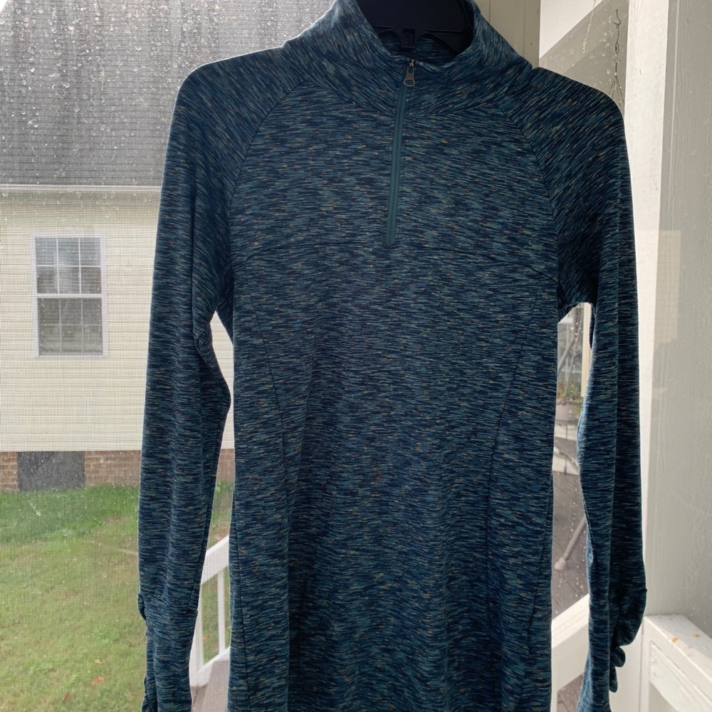 Columbia women’s pullover